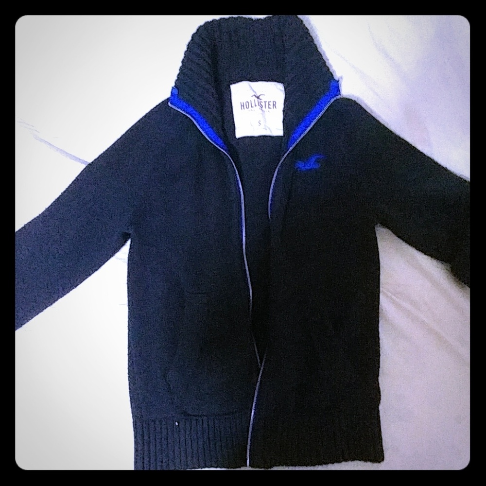 Very nice holister jacket.
